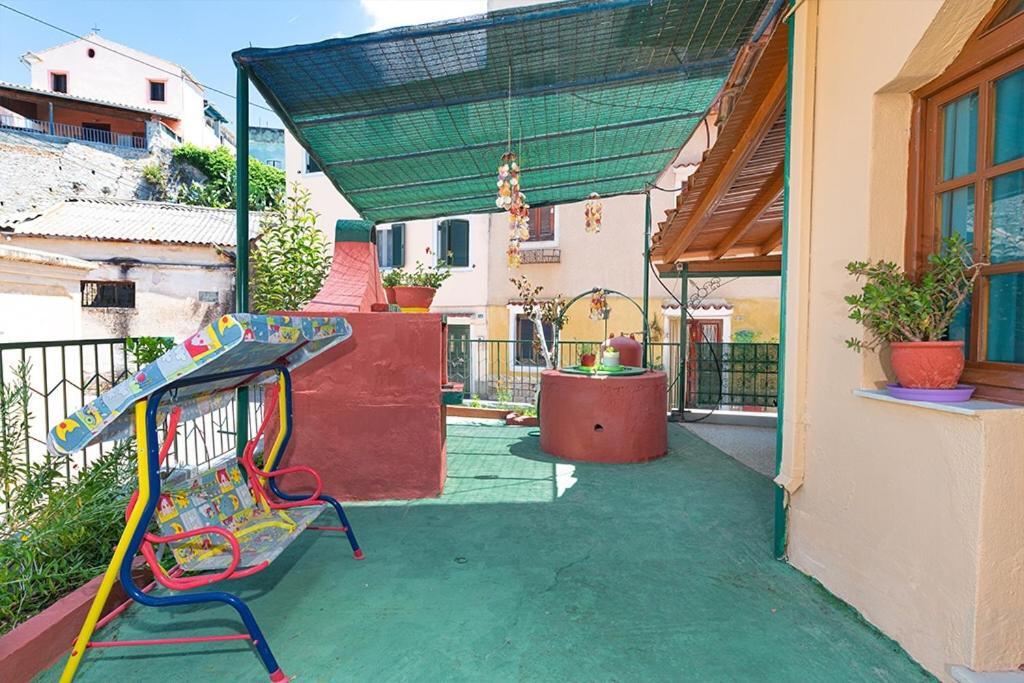 Fay'S Barbeque Garden House Corfu Port Apartment Exterior photo